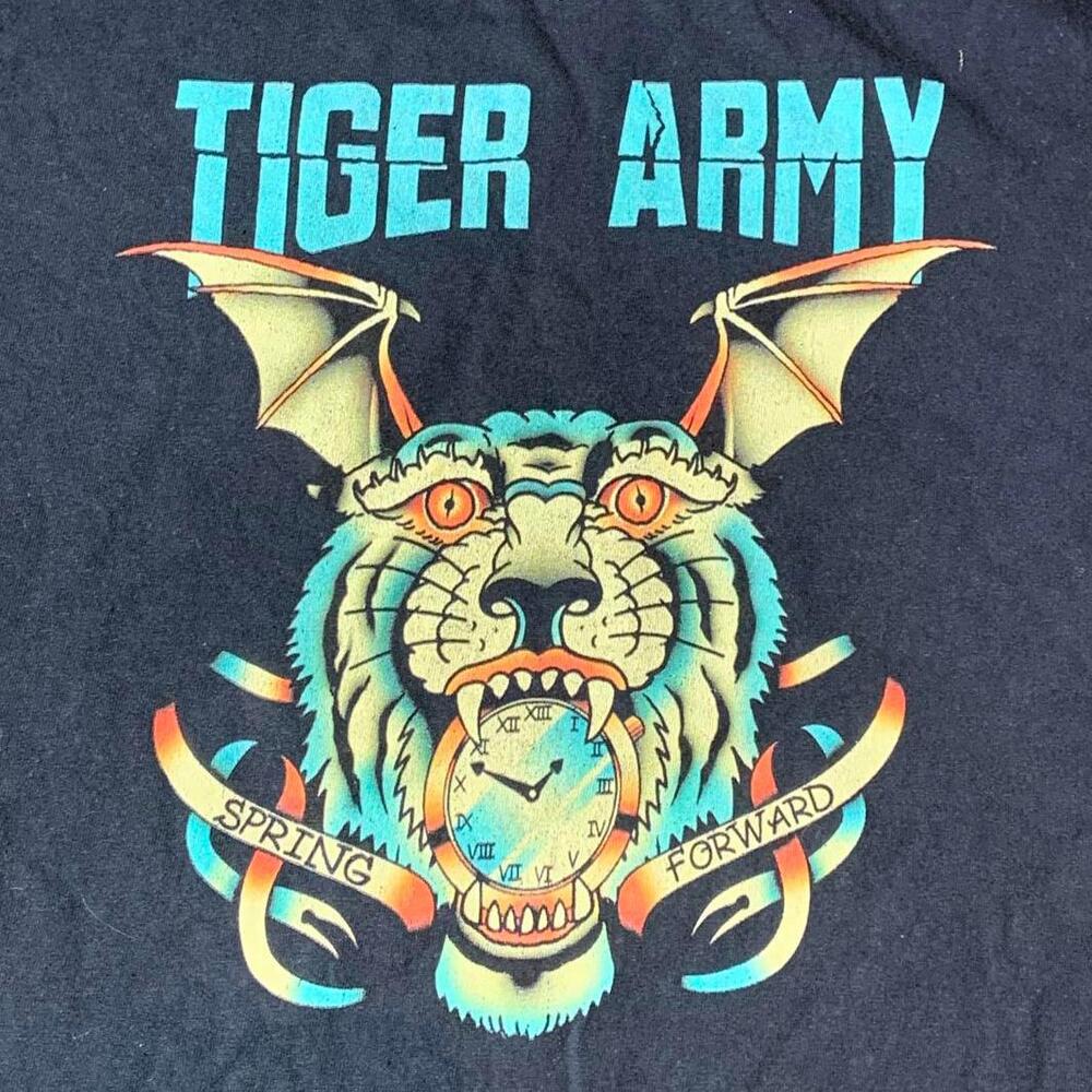 Tiger Army Preowned Medium T-Shirt